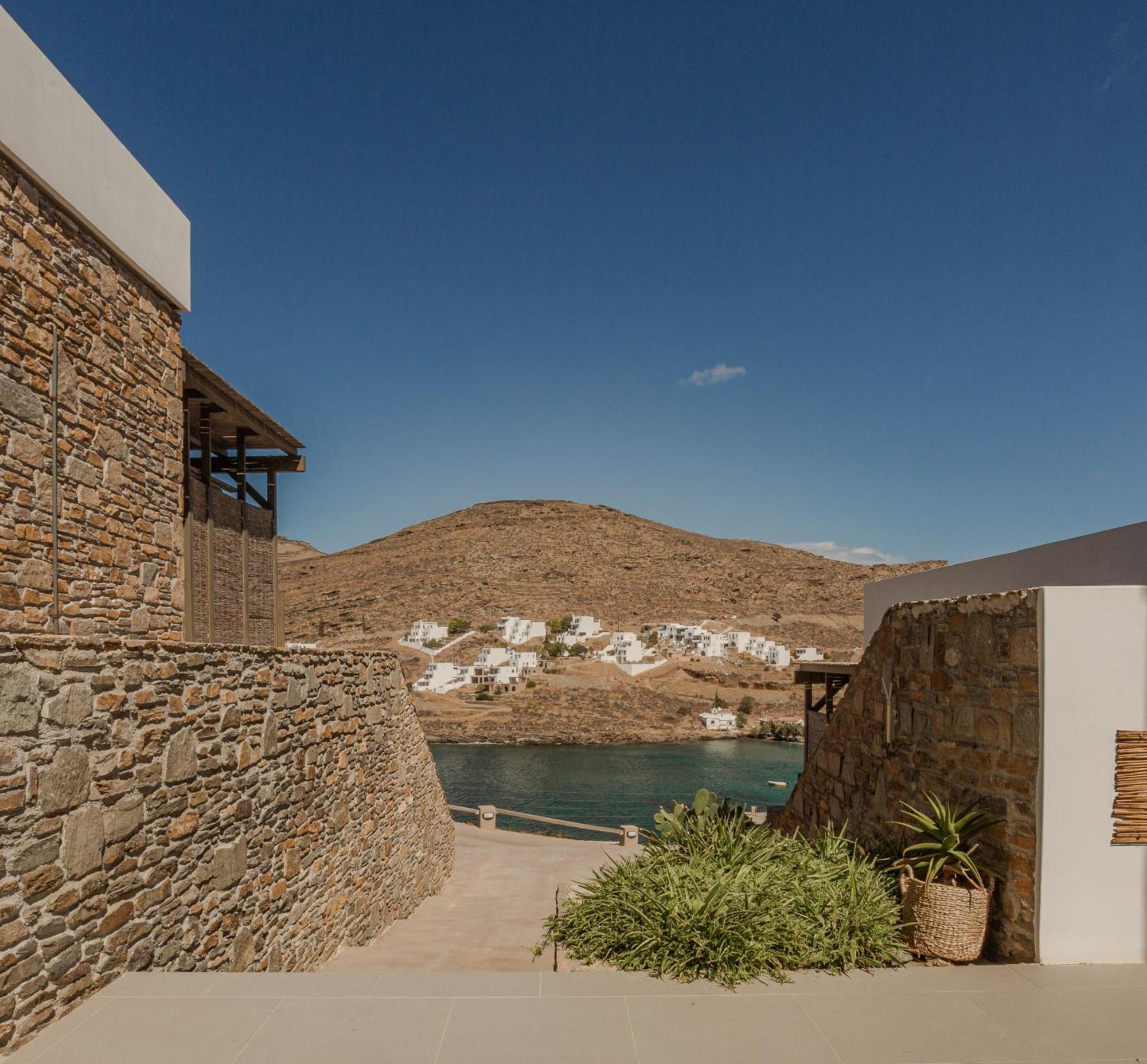 Amal Kythnos Suites Exterior photo